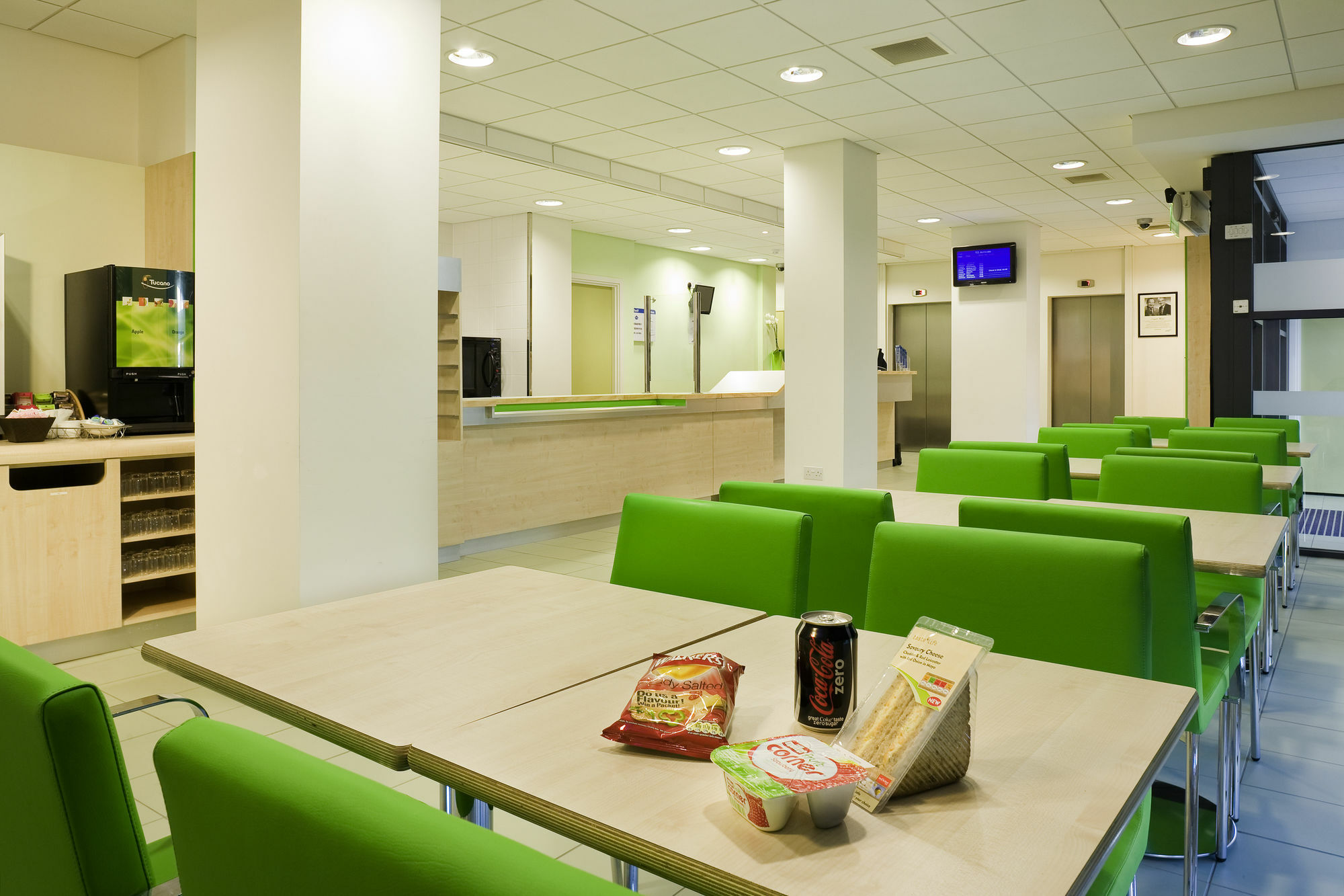 Ibis Budget Birmingham Airport Terminal Building - Nec Bickenhill Εξωτερικό φωτογραφία