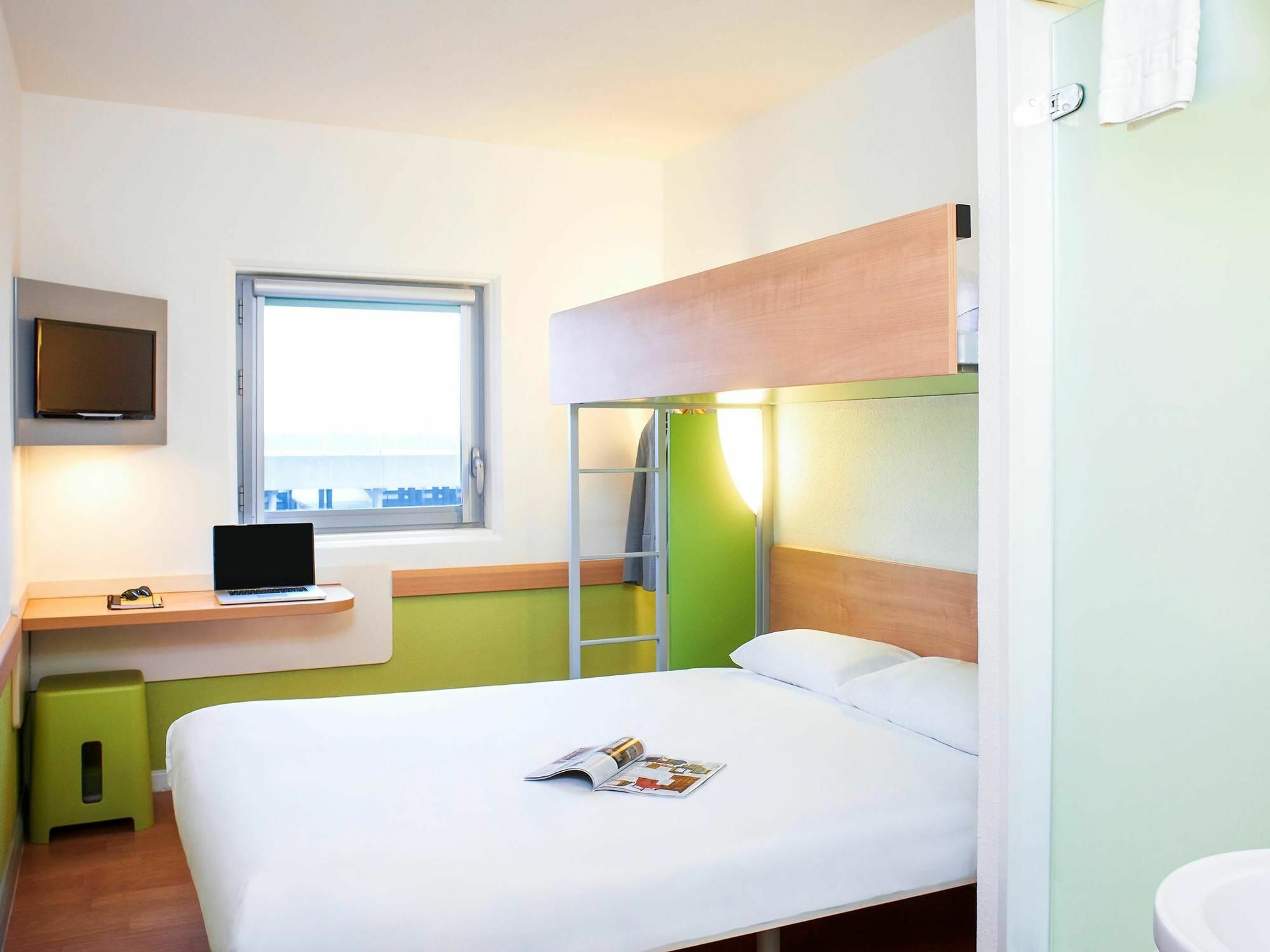 Ibis Budget Birmingham Airport Terminal Building - Nec Bickenhill Εξωτερικό φωτογραφία