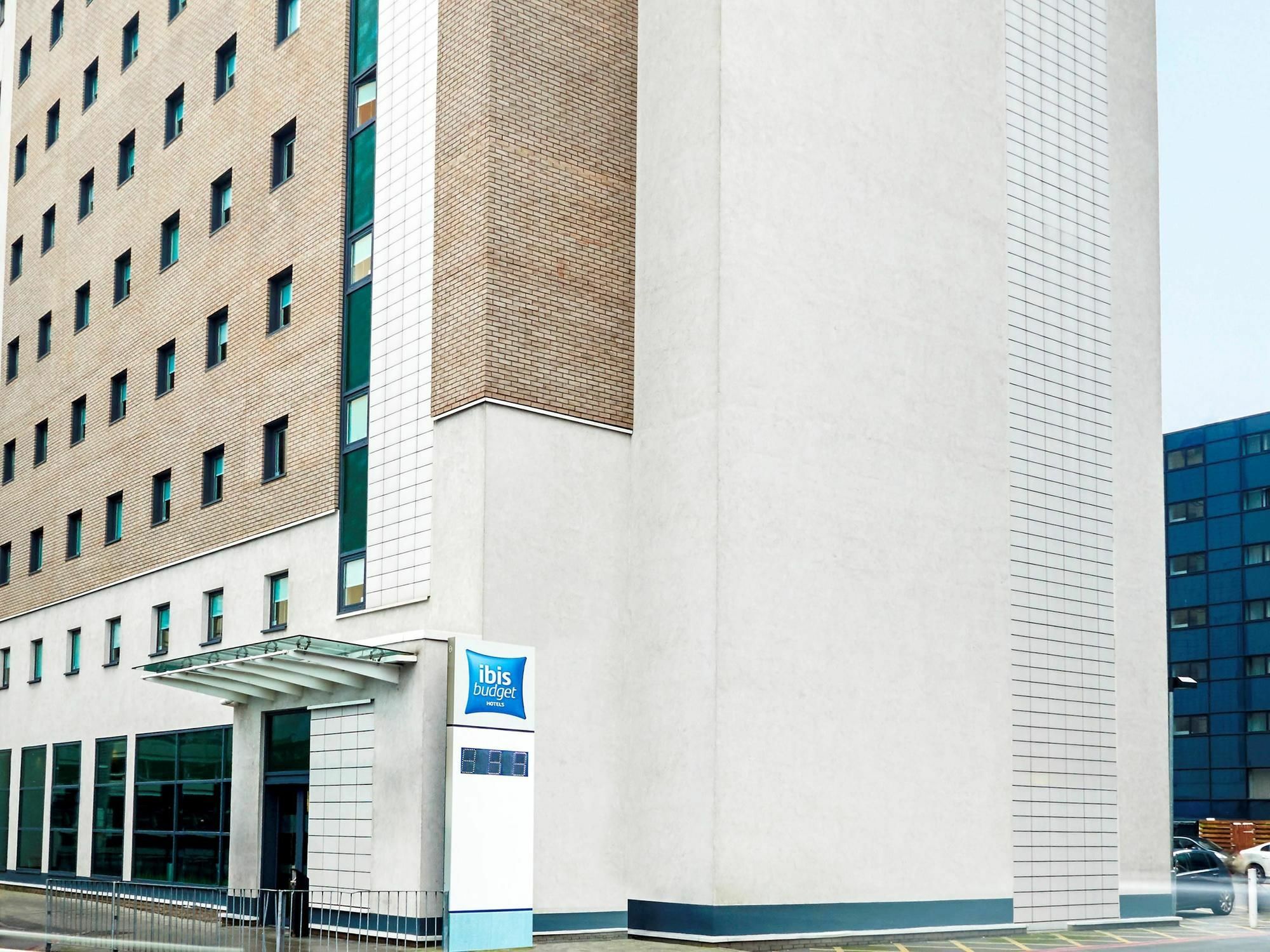 Ibis Budget Birmingham Airport Terminal Building - Nec Bickenhill Εξωτερικό φωτογραφία